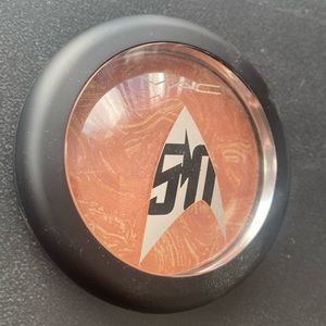 MAC Cosmetics powder